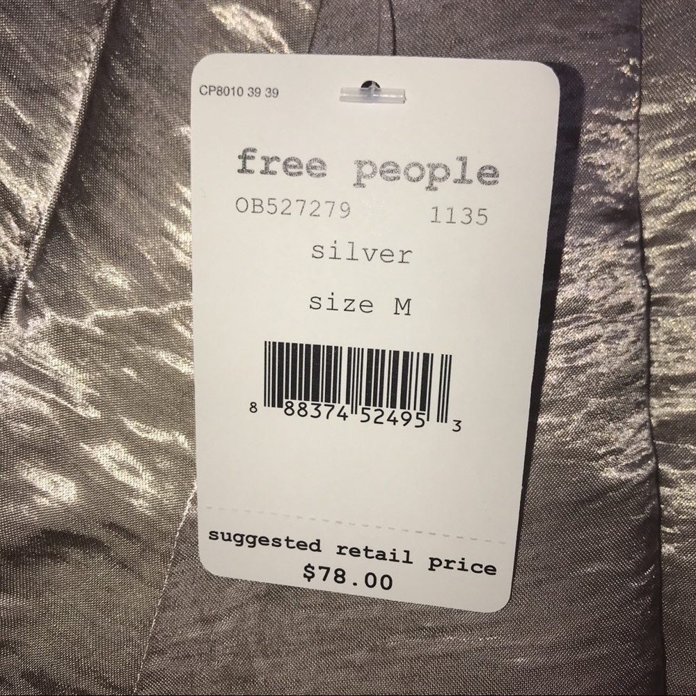 🎉Host Pick 🎉 Free People Silver Haze V Neck - Picture 6 of 8